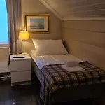 بيت ضيافة Kaffebar &