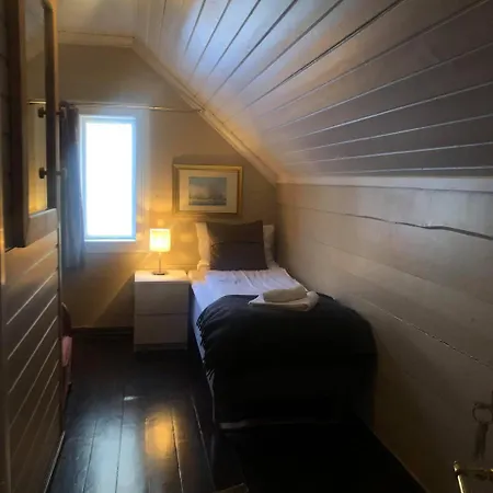 Kaffebar & سترين